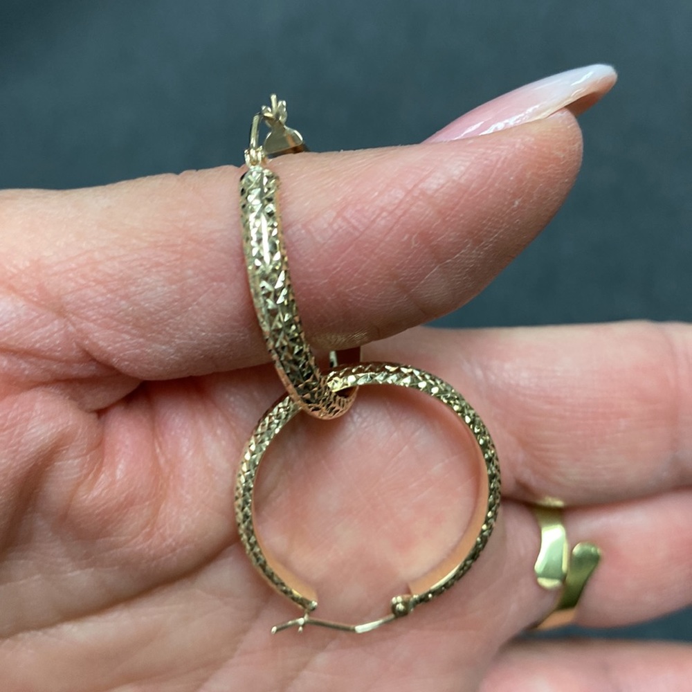 New 14k Yellow Gold Hoop Earrings 30mm - Picture 8 of 16